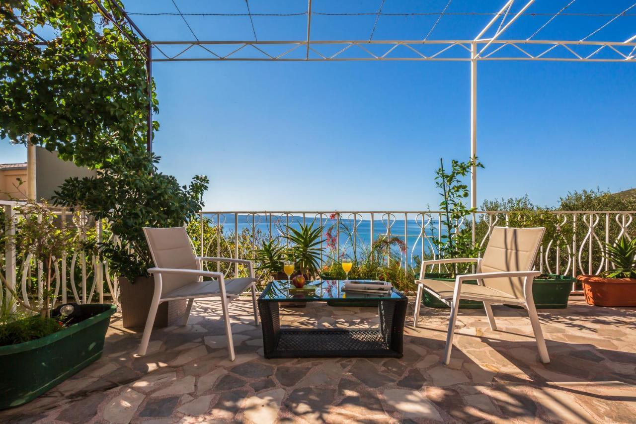 Holiday House Almissa Omiš Екстериор снимка