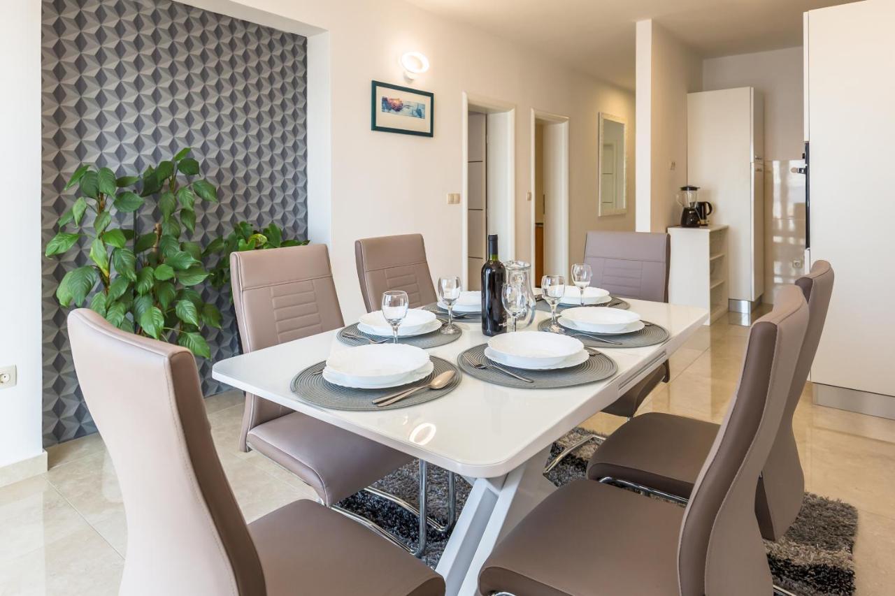 Holiday House Almissa Omiš Екстериор снимка