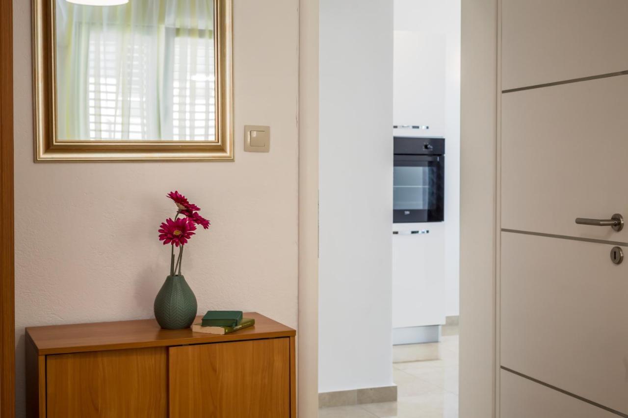 Holiday House Almissa Omiš Екстериор снимка